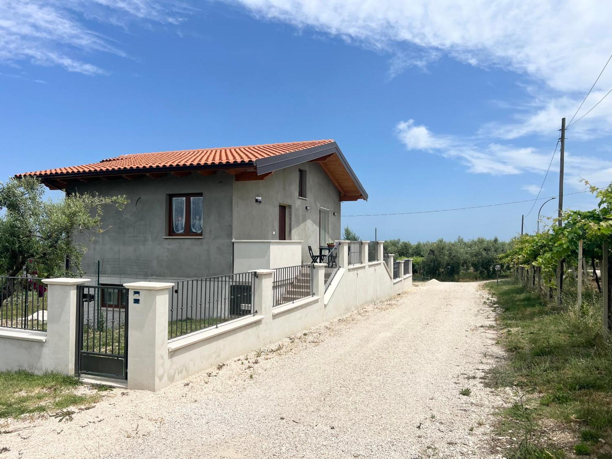 La Casa Nel Vigneto Appartement Marina di San Vito Buitenkant foto